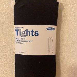 Brand: Old Navy. Size: M. Color: Black.